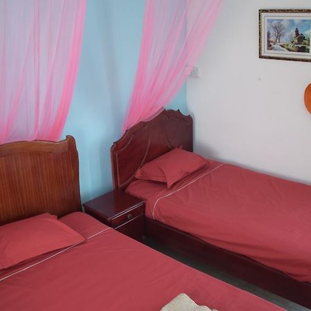 Mauri Holidays 'Budgeted Apartment' La Gaulette Habitación foto